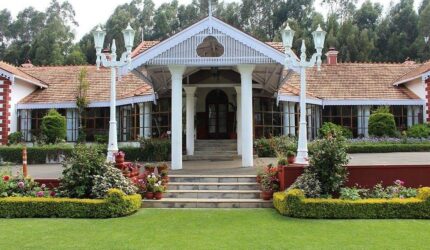 AxisRooms featured image of Kluney Manor Resort exterior in Ooty